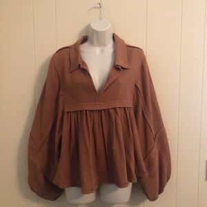 BucketList Blouse Size Small